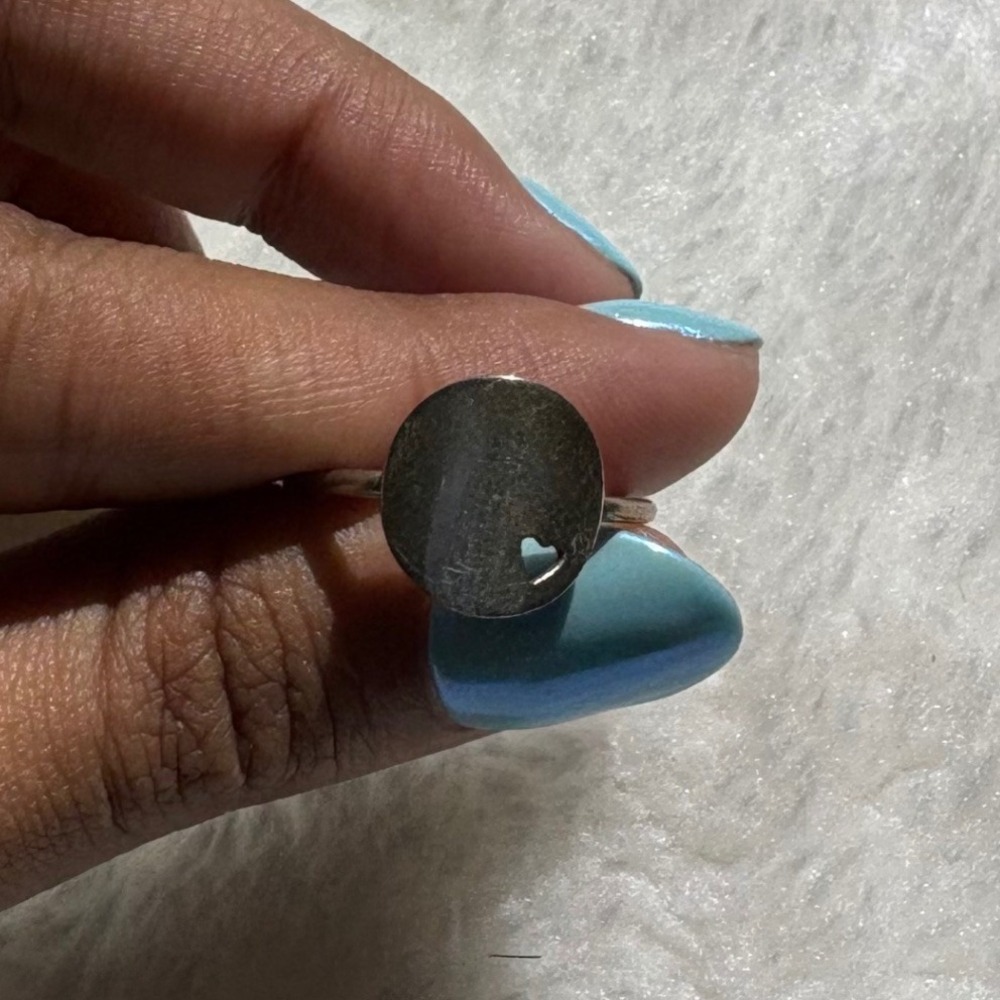 Silver Tone Minimalist Circle Ring with Heart Cutout Detail Size 7